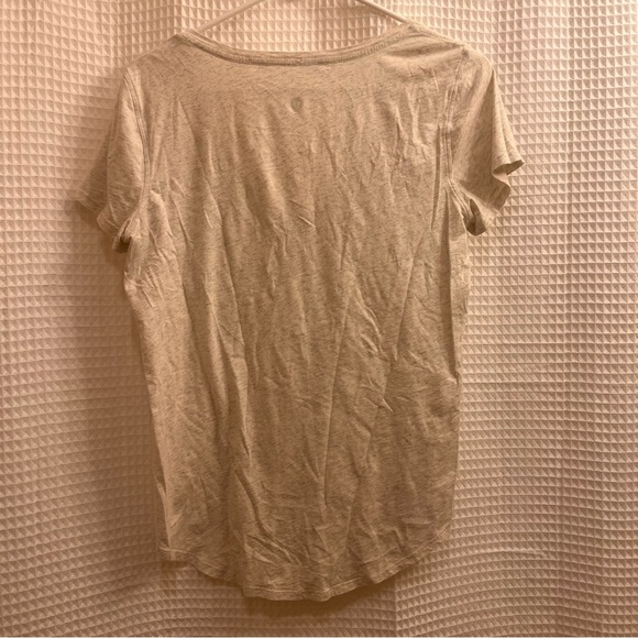 Lululemon Women V Neck Tee T-Shirt | Size 10 | Grey - Picture 2 of 3